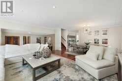 1042 LILYDALE Lakeshore