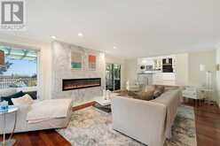 1042 LILYDALE Lakeshore