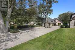 1042 LILYDALE Lakeshore