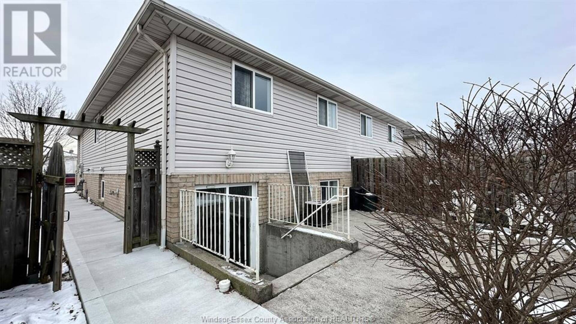 1176 SETTLERS STREET Unit# LOWER Windsor