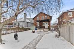 1473 GILES BOULEVARD Windsor