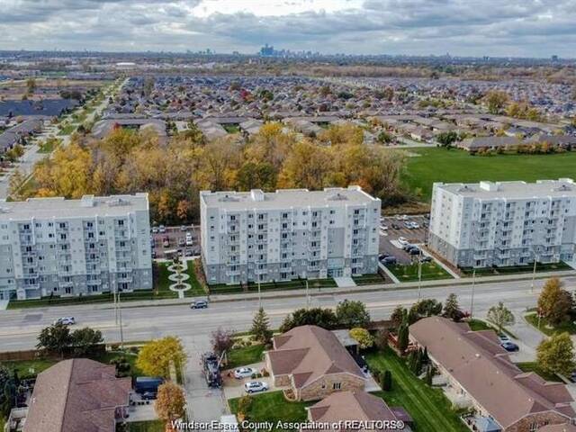 1489 BANWELL Unit# 323 Windsor Ontario