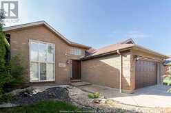 4657 KOMINAR COURT Windsor