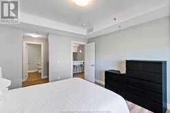 728 BROWNSTONE Unit# 407 Lakeshore