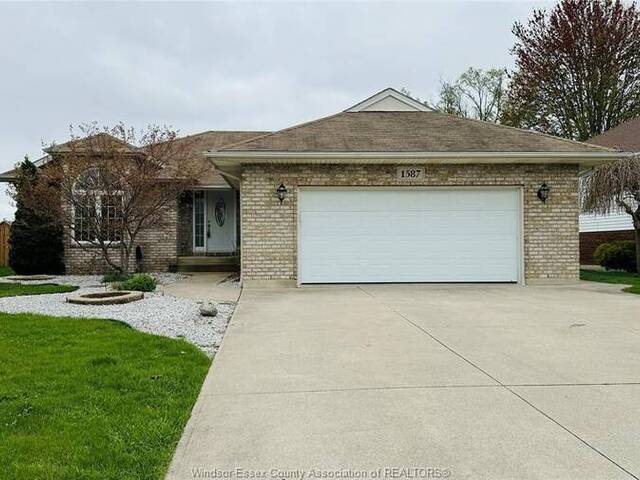 1587 WHITEWOOD DRIVE Lakeshore Ontario