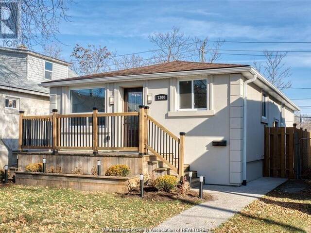 1300 LAURENDEAU Windsor Ontario