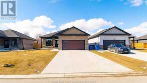 224 MOONSTONE CRESCENT Chatham