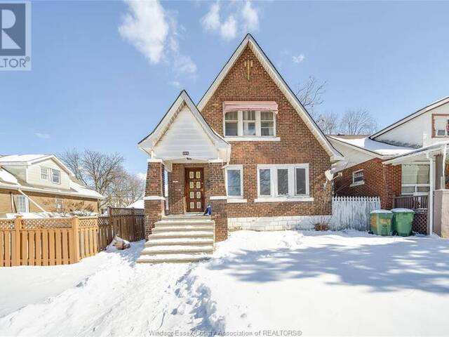 916 FELIX AVENUE Windsor Ontario