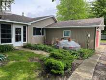 951 WEST SHORE ROAD Pelee Island