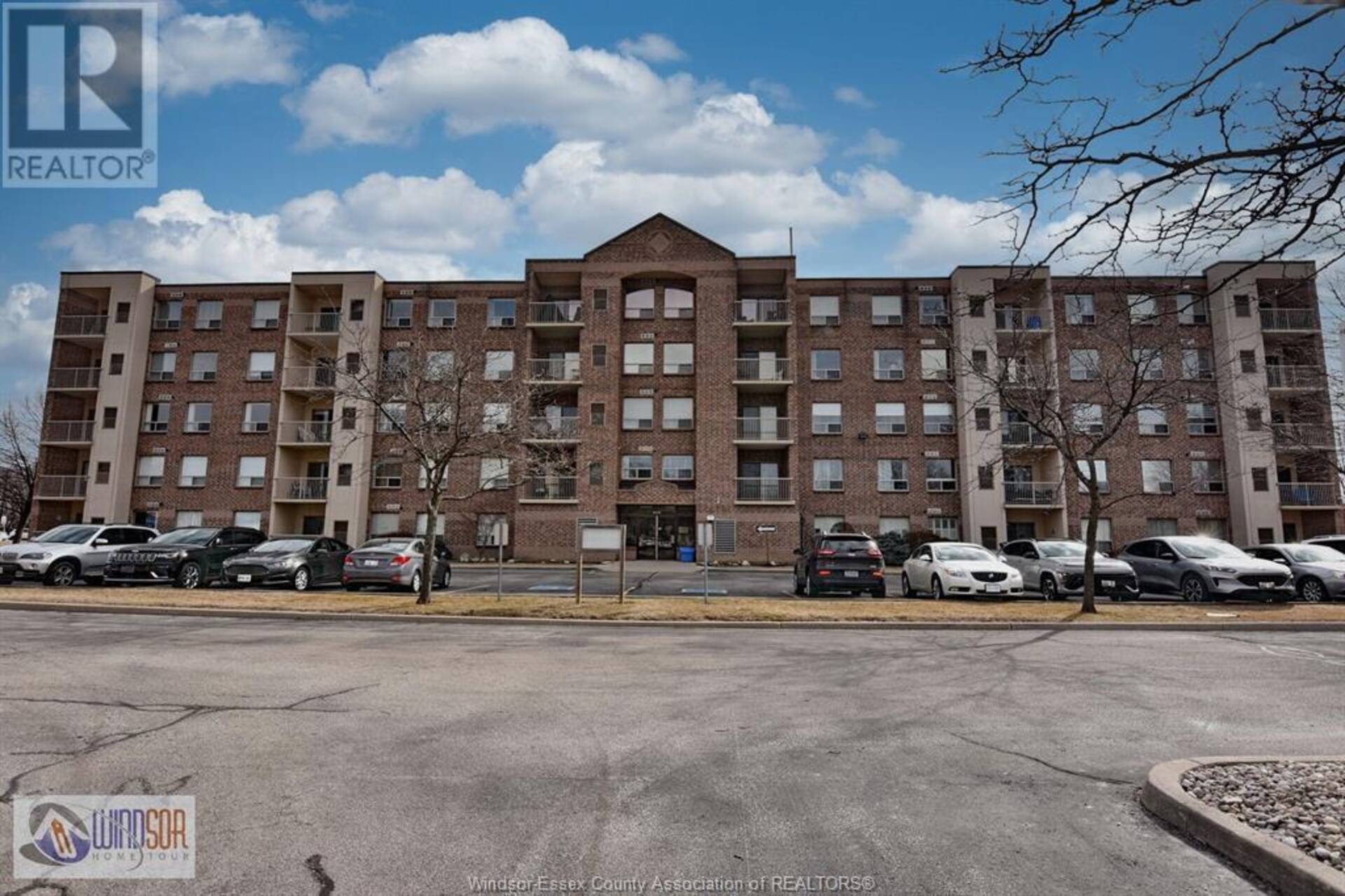 8335 WYANDOTTE STREET East Unit# 308 Windsor