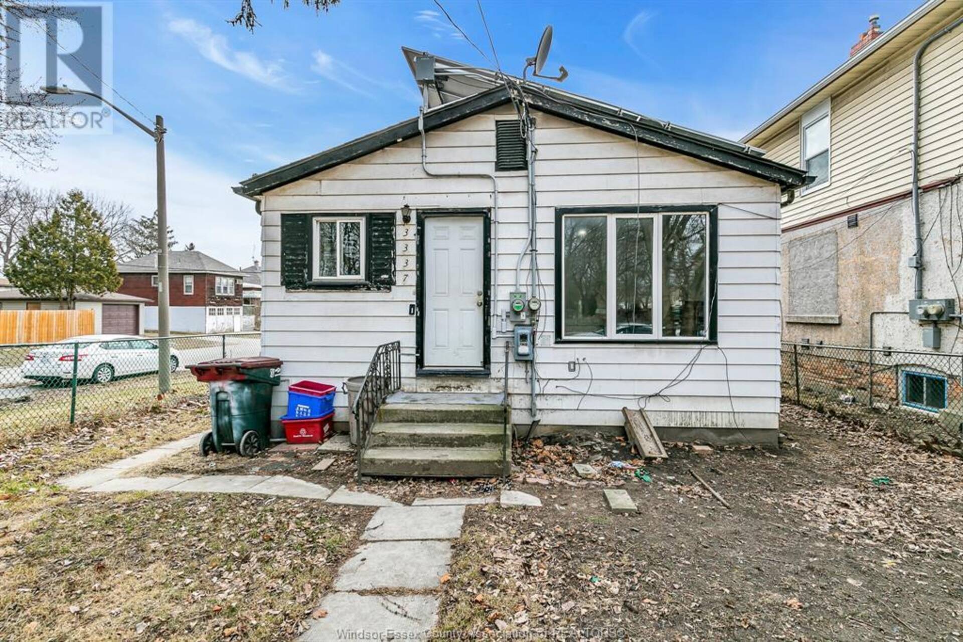 3337 PETER STREET Windsor