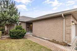 1077 HACIENDA WAY Windsor