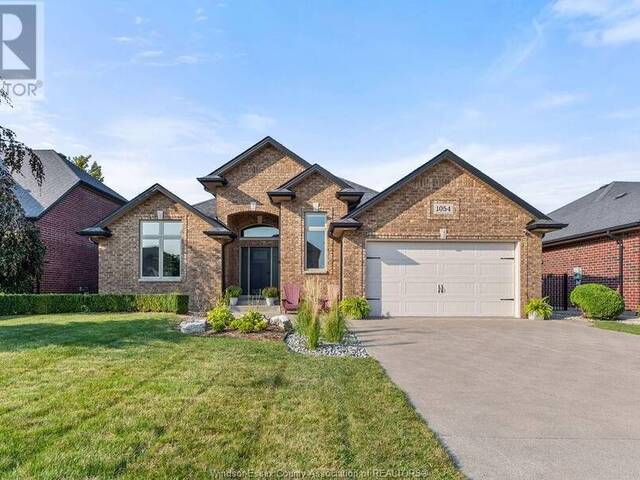 1054 WOODLAND CRESCENT Lakeshore