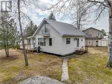 14 Picnic Point Lane Manitowaning