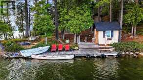 1 Windy Lake Sugarloaf Island Dowling