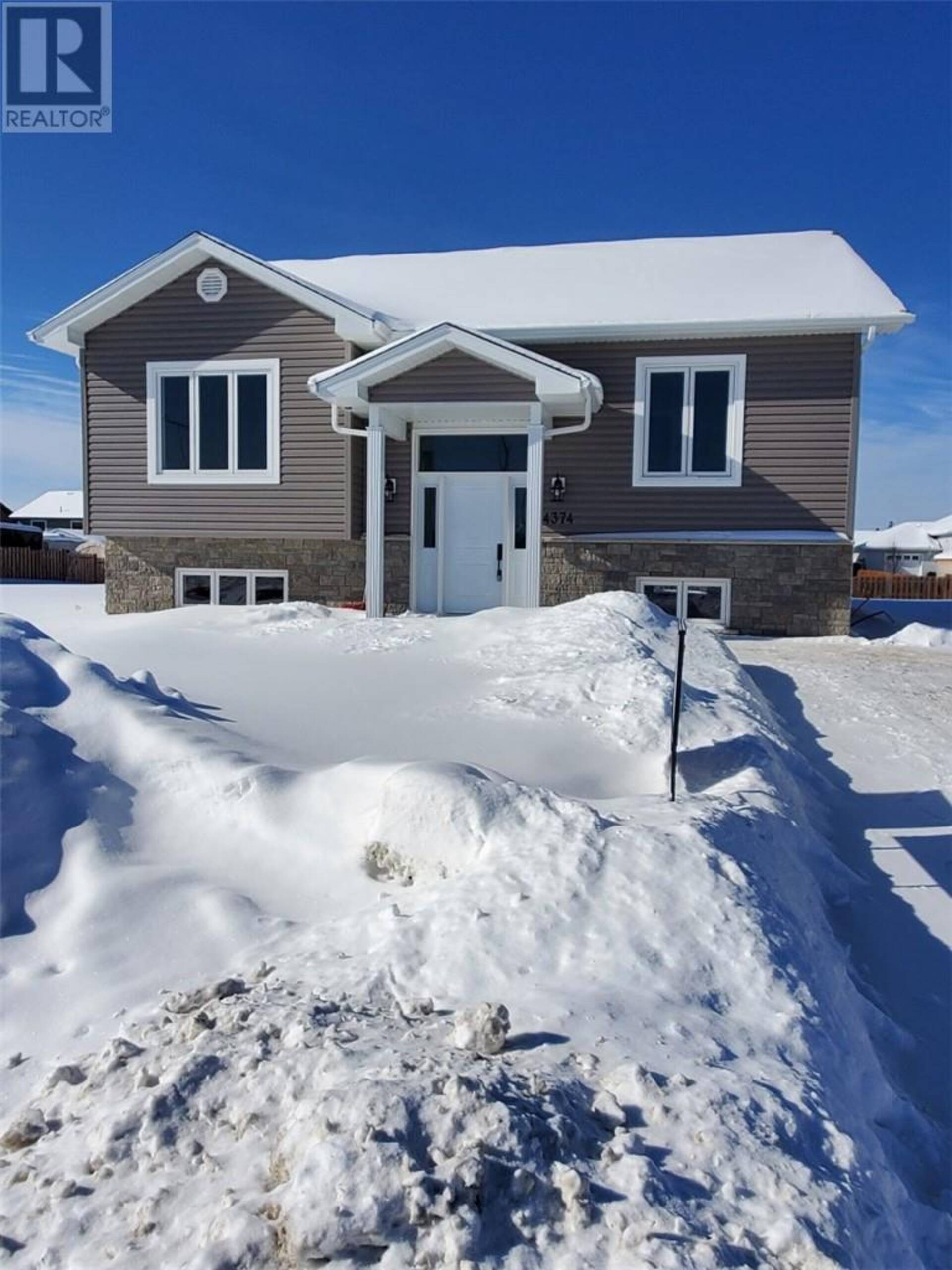 4374 Larocque Avenue Val Caron