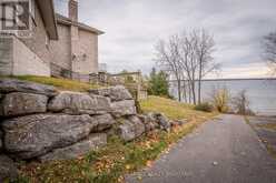 4734 LAKESIDE LANE Loyalist