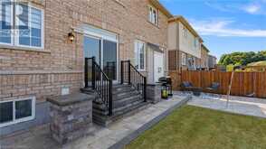 2 TURNBULL Drive Brantford