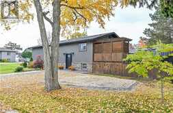 9 KIWANIS Avenue Port Dover