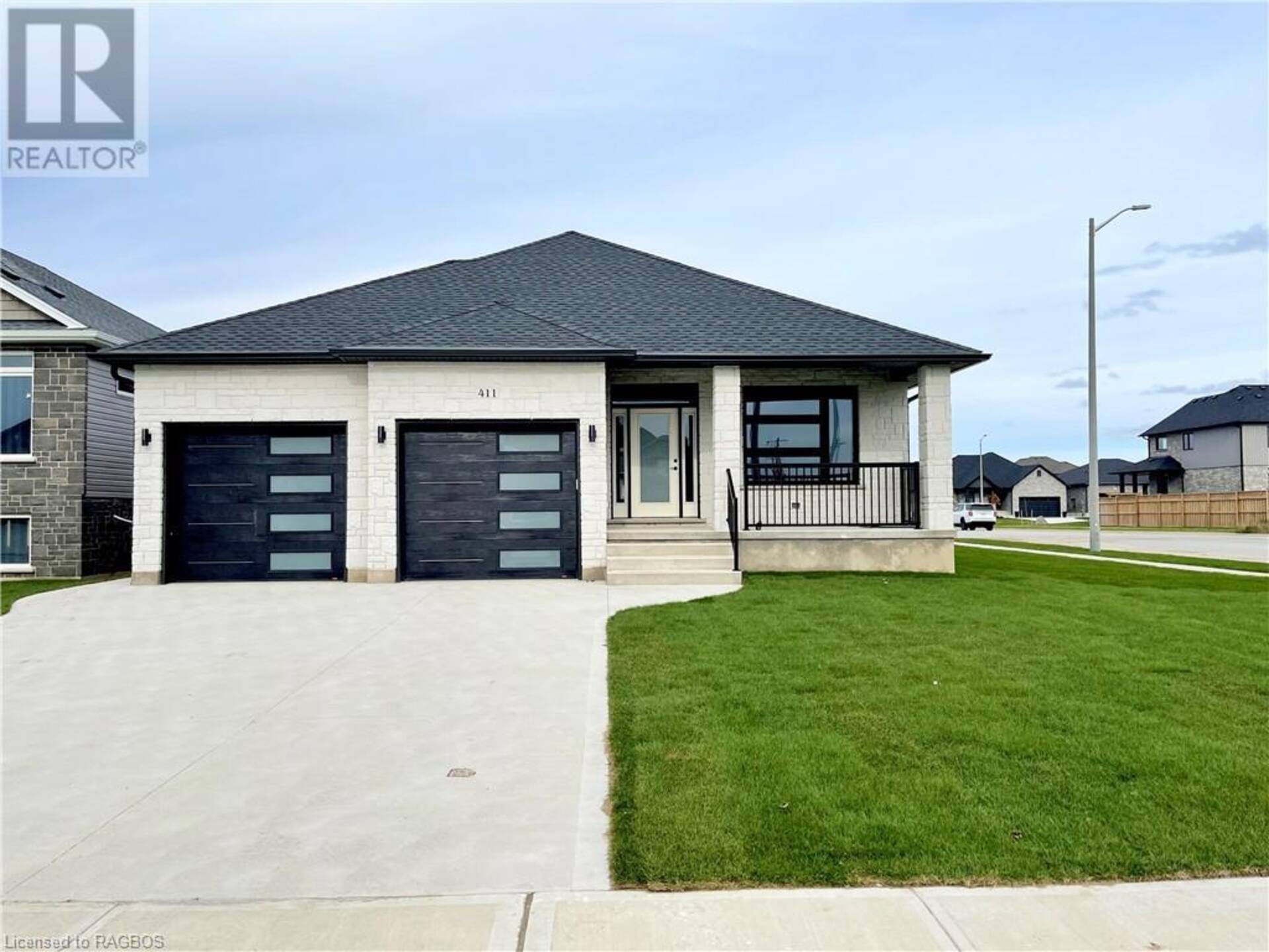 411 NORTHPORT Drive Port Elgin