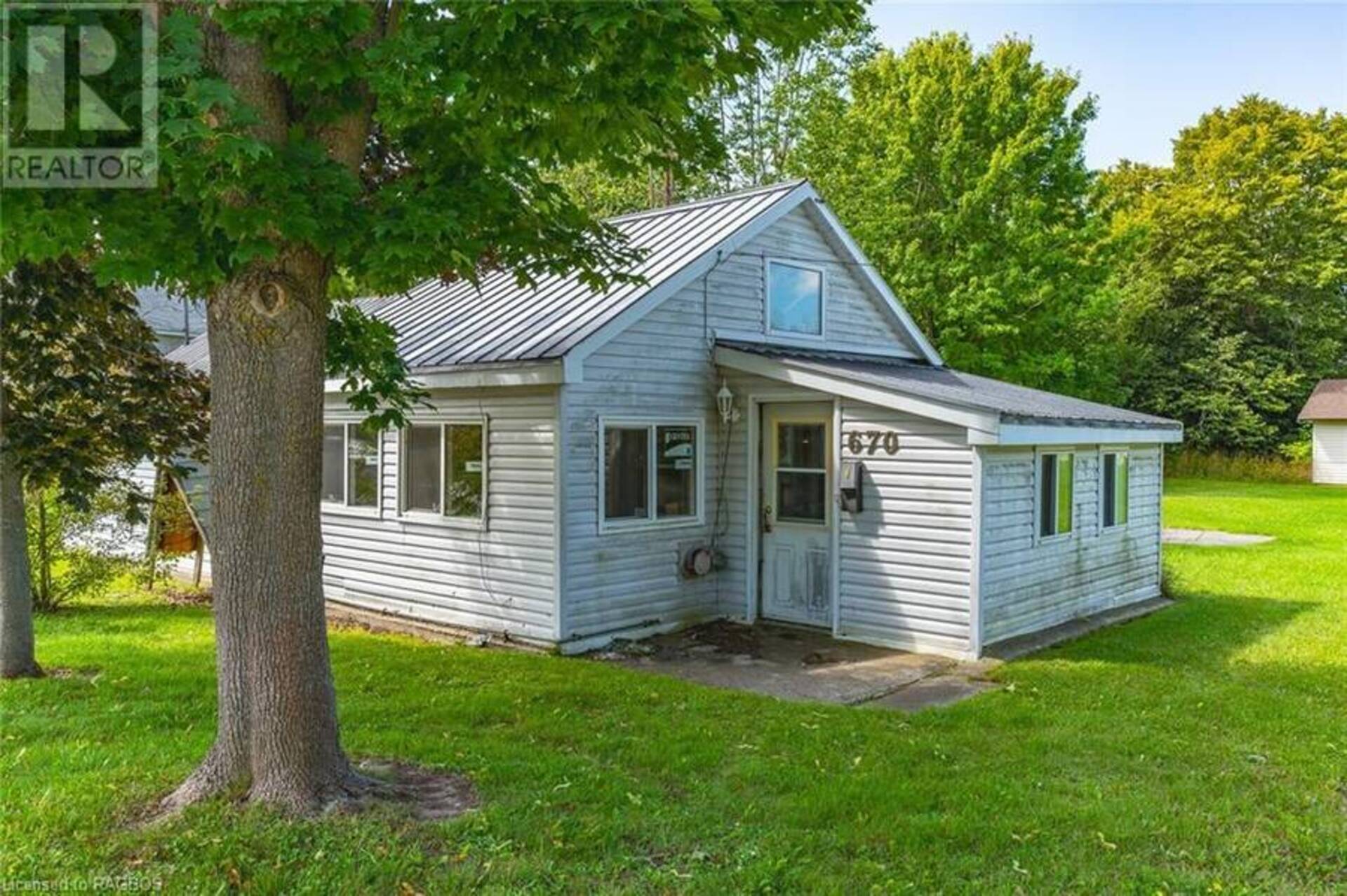 670 JOHN Street South Bruce Peninsula