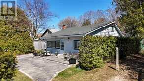 9 LAKESHORE Boulevard S Sauble Beach