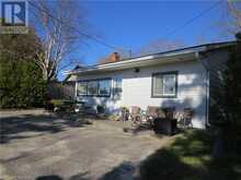 9 LAKESHORE Boulevard S Sauble Beach