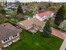 355 PENETANGORE ROW Kincardine