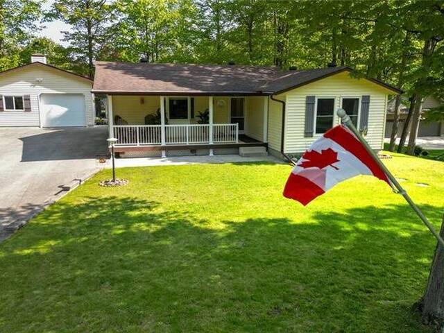 75 LAKELAND Drive Sauble Beach Ontario