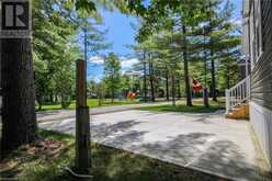 13 SOUTHLINE Avenue Unit# 157 Huron-Kinloss