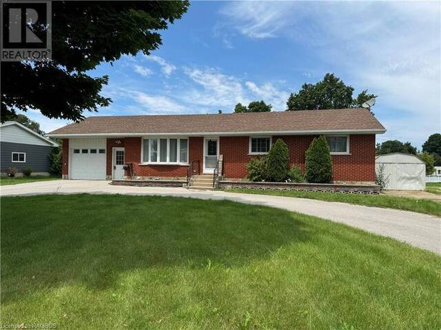 26 THOMAS Street Allenford Ontario