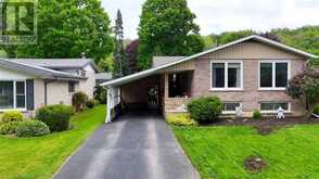 157 6TH Avenue E Owen Sound