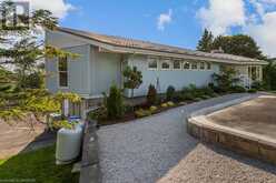 15 ISTHMUS BAY Road Lions Head