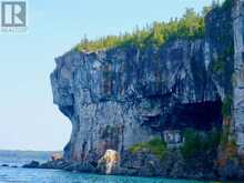 1004 DYERS BAY RD Northern Bruce Peninsula