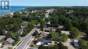 551 QUEEN Street Kincardine