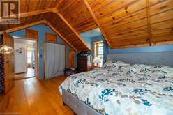 439629 SYDENHAM-LAKESHORE Drive Meaford 