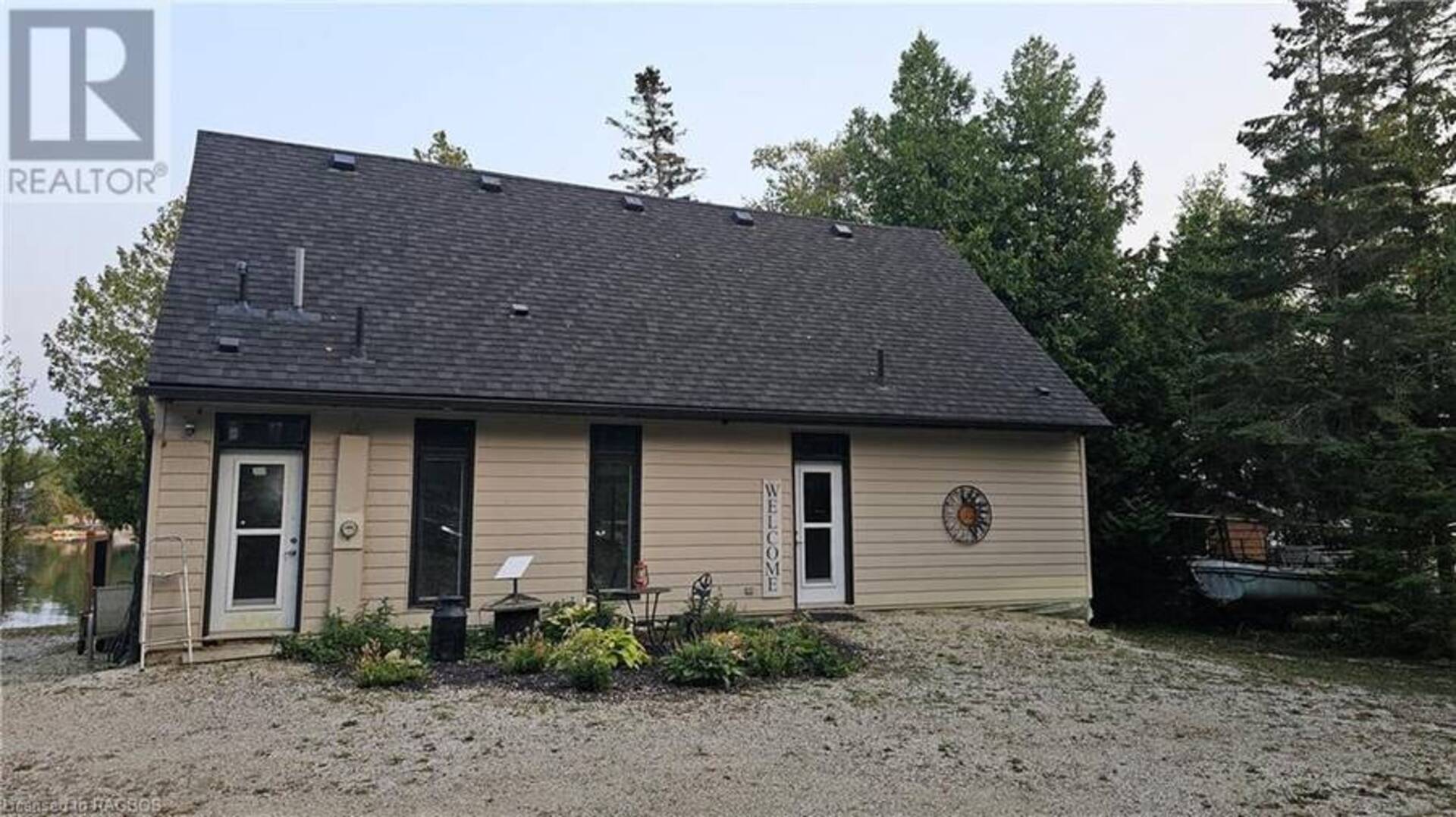 75 PARKER ISLAND Road Northern Bruce Peninsula