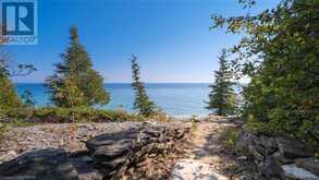 1081 DYERS BAY Road Northern Bruce Peninsula