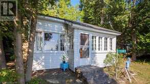 1081 DYERS BAY Road Northern Bruce Peninsula