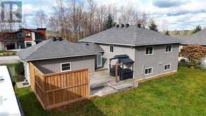 18 WALKER Way Sauble Beach