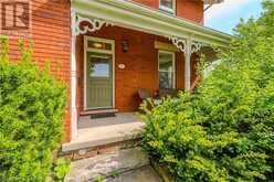 61 CLAIRFIELDS Drive E Guelph