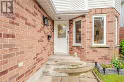 33 BUSHMILLS Crescent Guelph