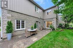 25 MANOR PARK Crescent Unit# 11 Guelph