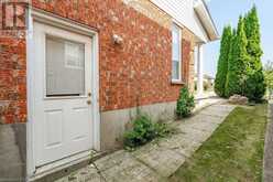 8 FLETCHER Court Unit# B Guelph