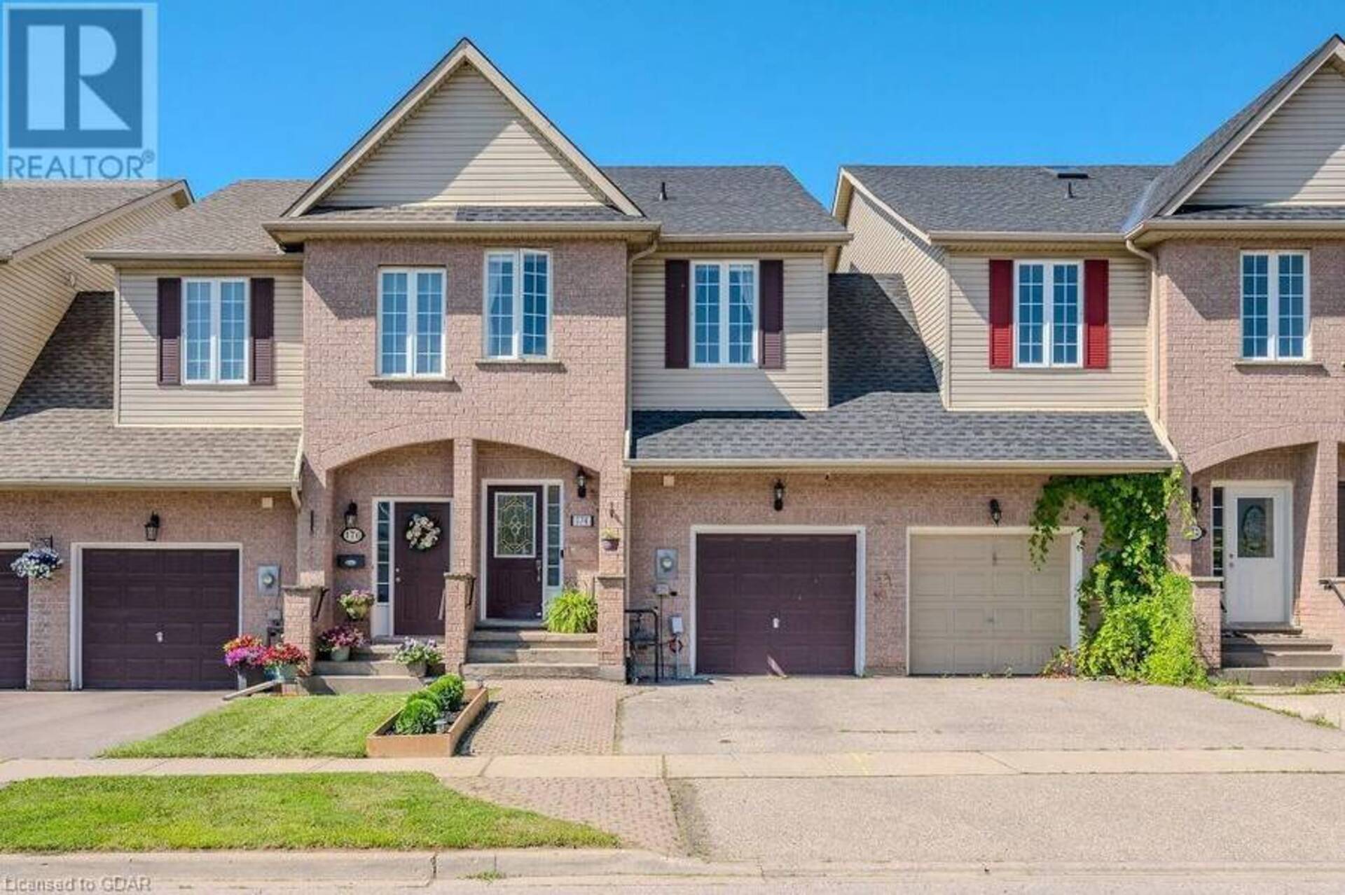 174 WINDFLOWER Drive Kitchener