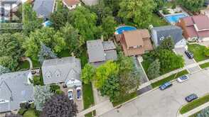 25 THORNHILL Drive Guelph