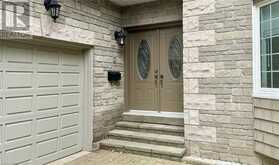 25 MANOR PARK Crescent Unit# 9 Guelph