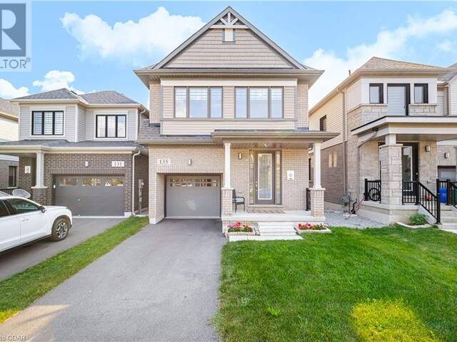 135 FAIREY Crescent Hamilton Ontario