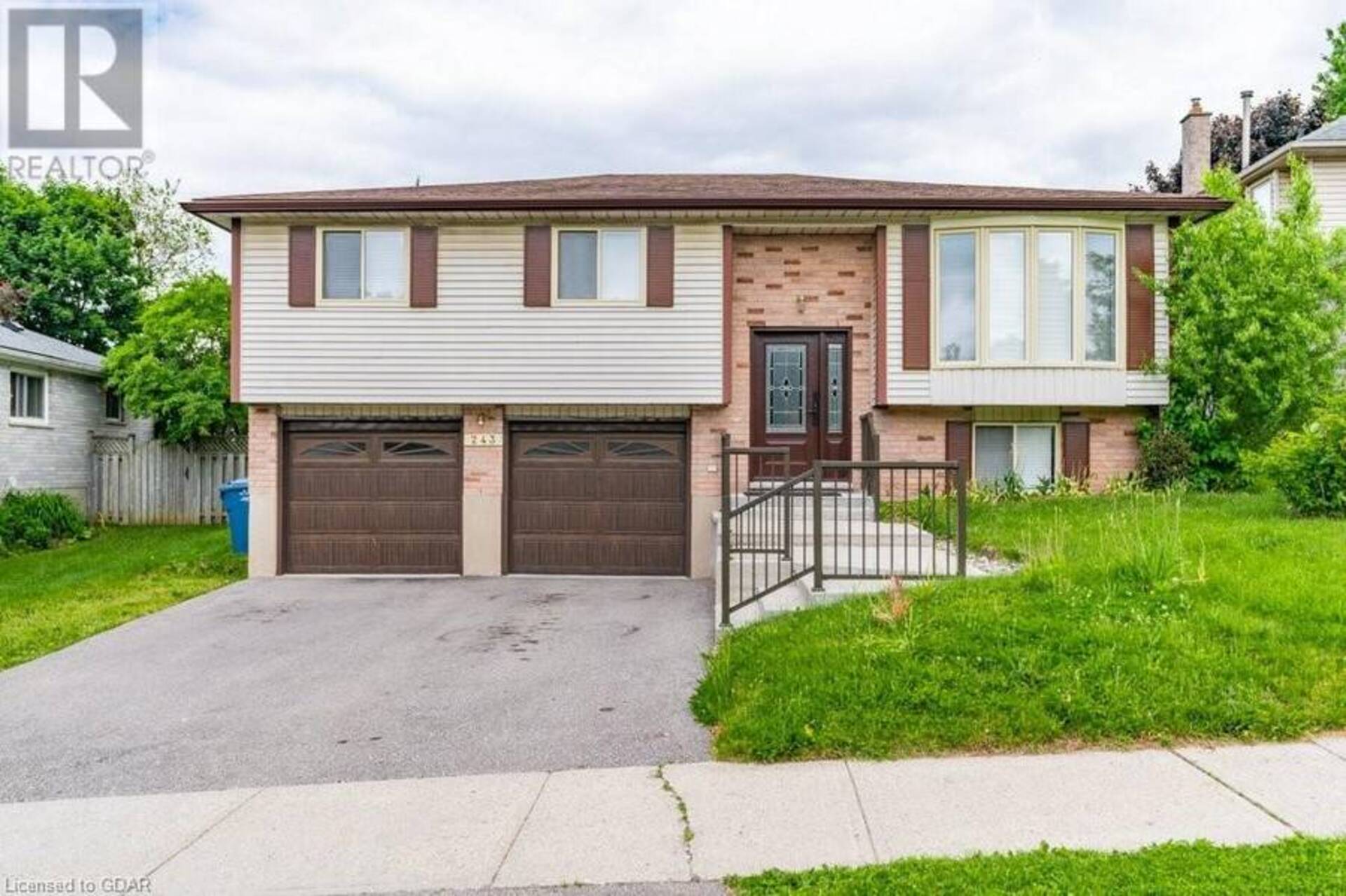 243 STEPHANIE Drive Guelph