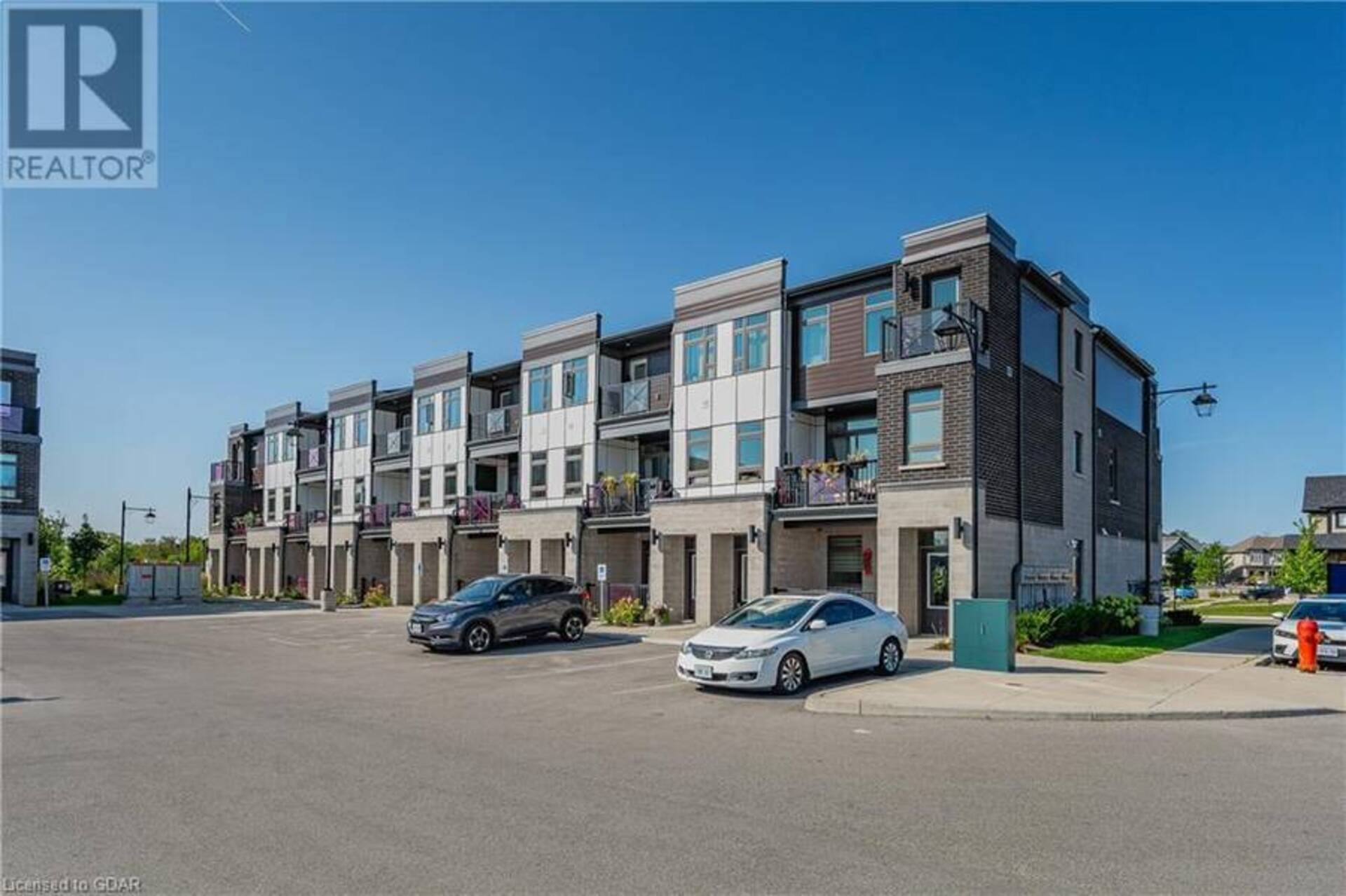 155 THOMAS SLEE Drive Unit# 2K Kitchener